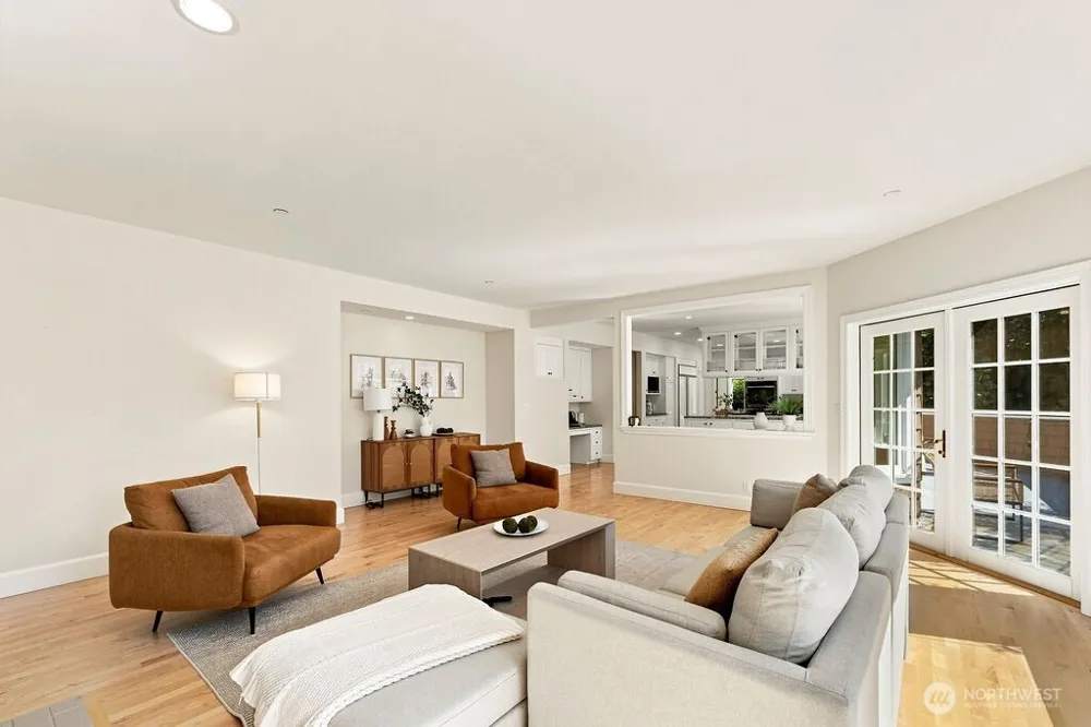 26020 SE Old Black Nugget Road Issaquah, WA 98029