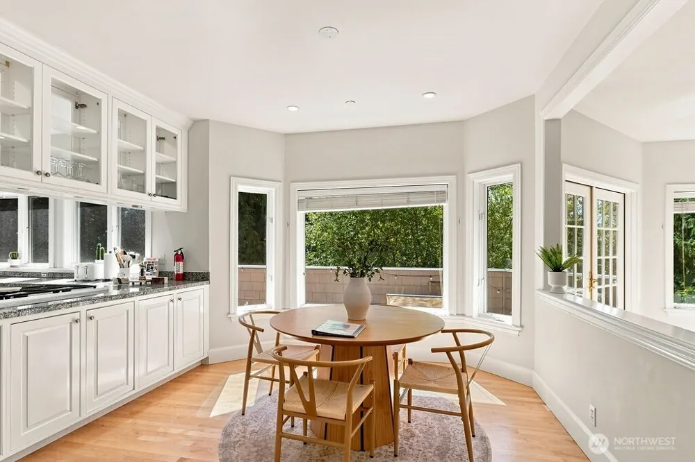 26020 SE Old Black Nugget Road Issaquah, WA 98029