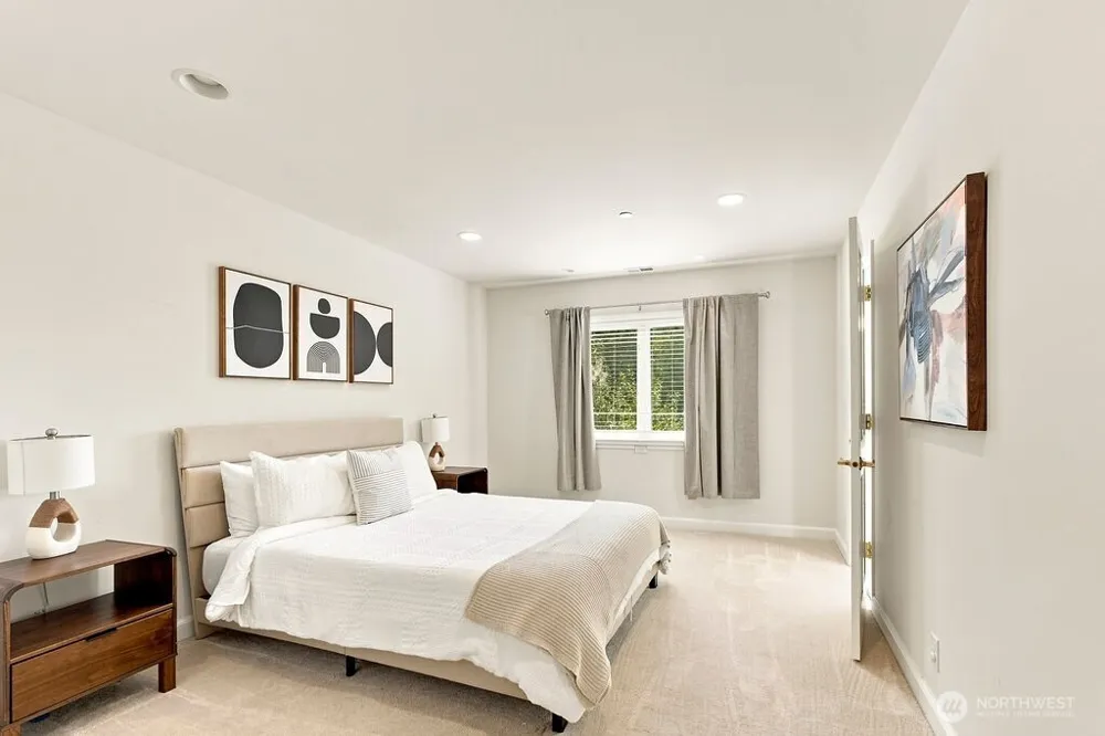 26020 SE Old Black Nugget Road Issaquah, WA 98029