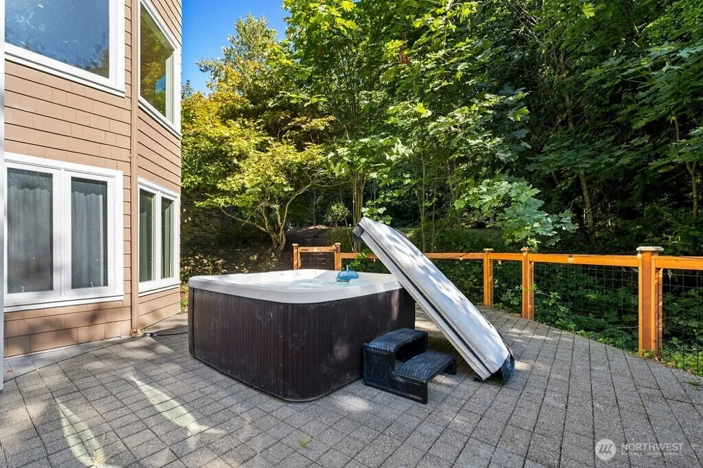 26020 SE Old Black Nugget Road Issaquah, WA 98029
