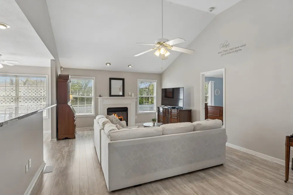 3011 Candlelite Dr Spring Hill, TN 37174