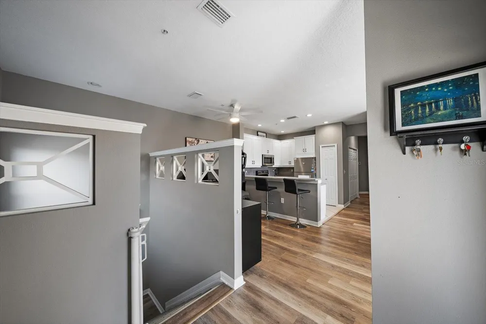 4206 VIA PIEDRA CIRCLE #3-202 Sarasota, FL 34233