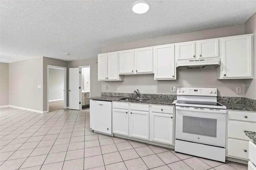 265 MYRTLE STREET Sanford, FL 32773