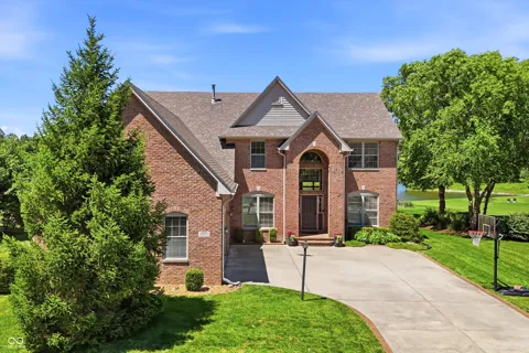 8346 Thorn Bend Drive