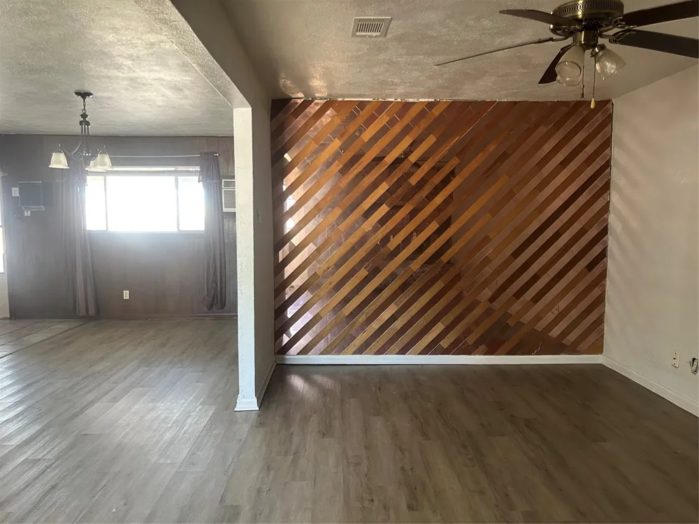 220 Texas Street Cedar Hill, TX 75104