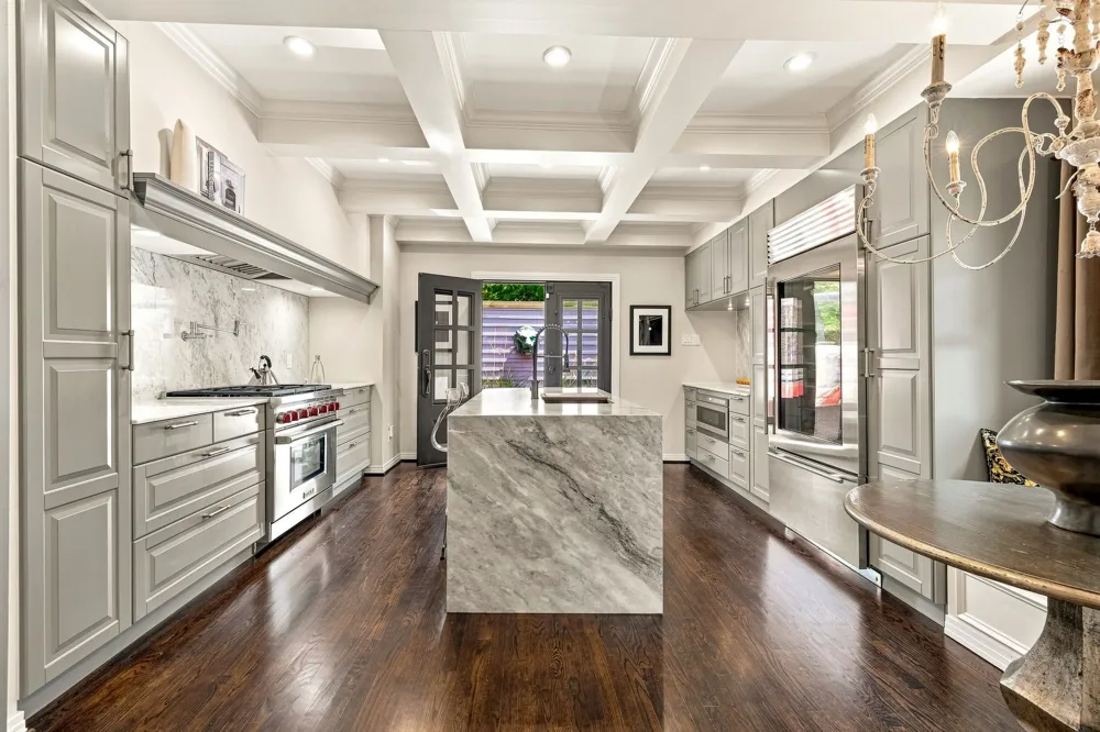 4228 Hall Street Dallas, TX 75219