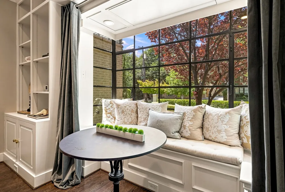 4228 Hall Street Dallas, TX 75219