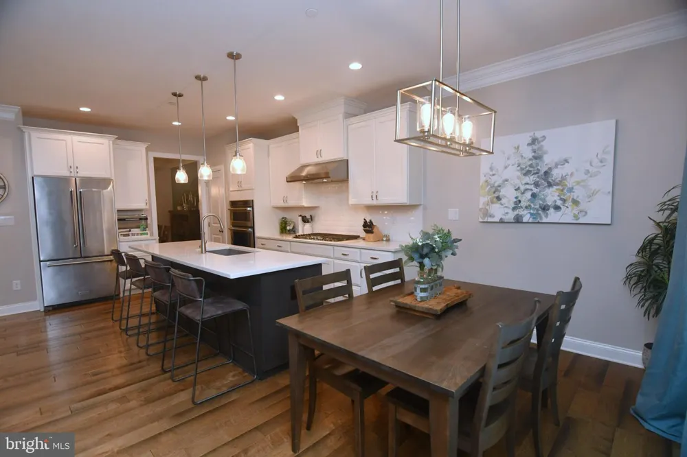 2091 JULIA DRIVE Conshohocken, PA 19428