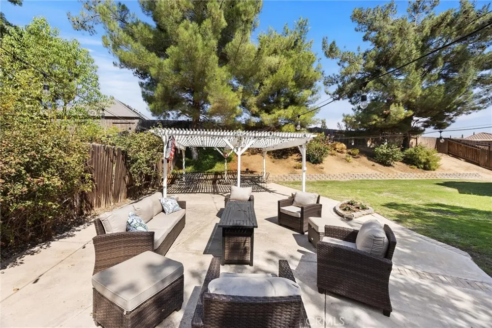 12008 Ernestina Court Bakersfield, CA 93306