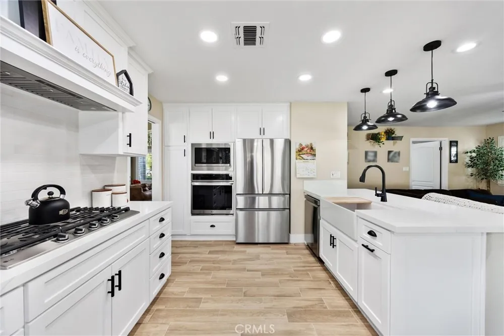 12008 Ernestina Court Bakersfield, CA 93306