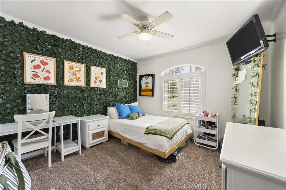 12008 Ernestina Court Bakersfield, CA 93306