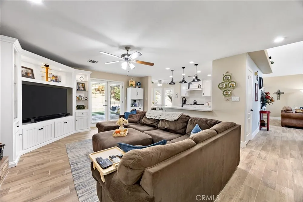 12008 Ernestina Court Bakersfield, CA 93306