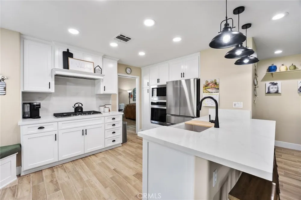 12008 Ernestina Court Bakersfield, CA 93306
