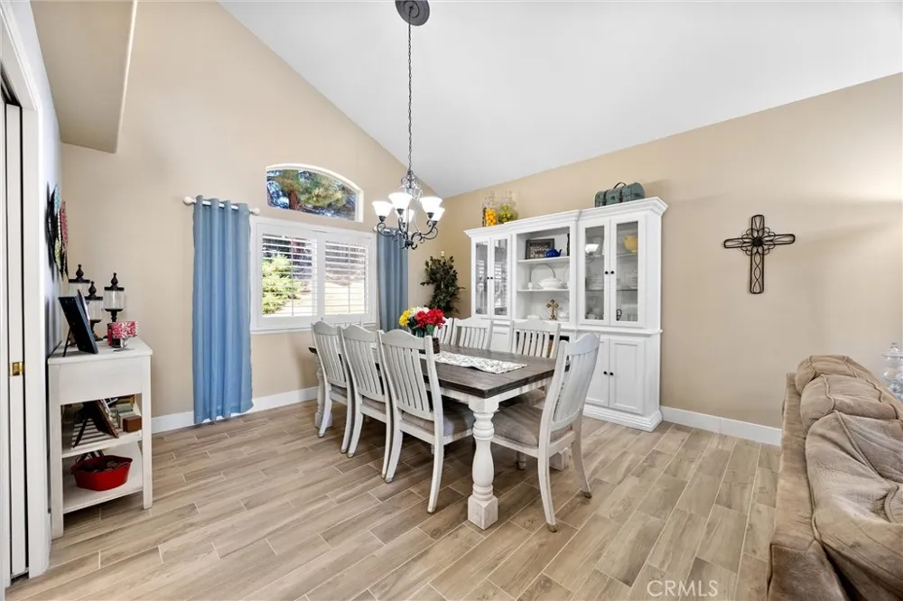 12008 Ernestina Court Bakersfield, CA 93306
