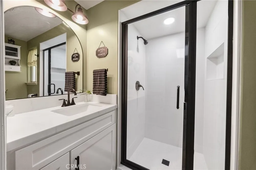 12008 Ernestina Court Bakersfield, CA 93306