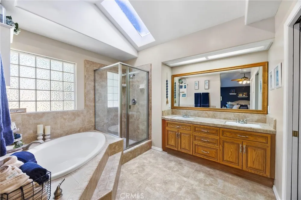 12008 Ernestina Court Bakersfield, CA 93306