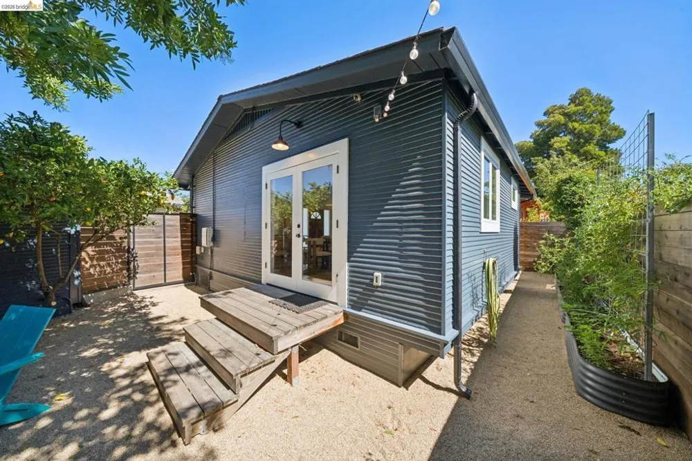 4117 Penniman Ct #G Oakland, CA 94619