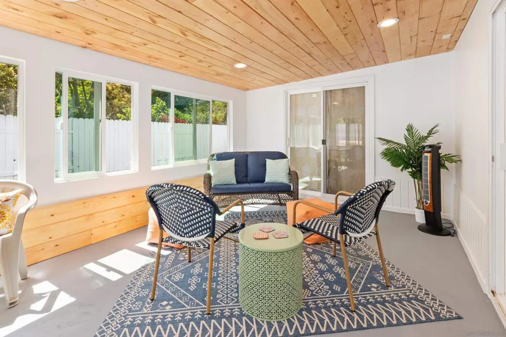 3245 Carolyn Dr Oceanside, CA 92054