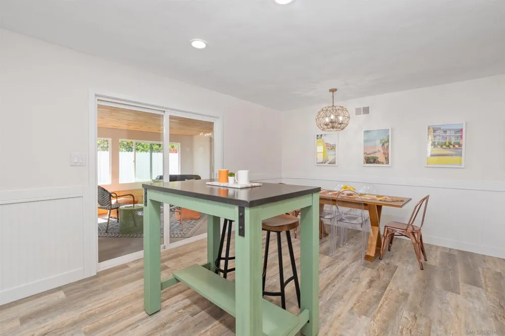 3245 Carolyn Dr Oceanside, CA 92054