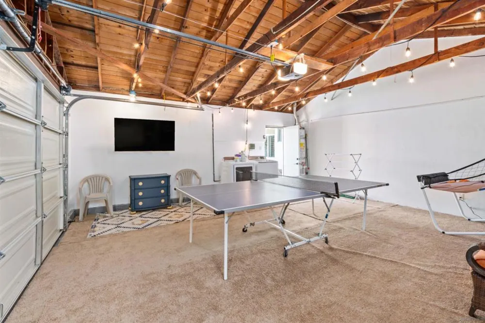 3245 Carolyn Dr Oceanside, CA 92054