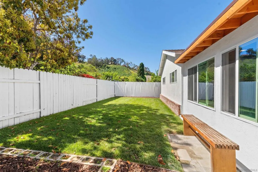 3245 Carolyn Dr Oceanside, CA 92054