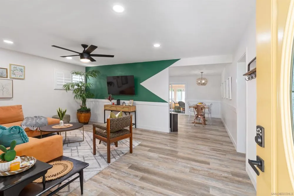 3245 Carolyn Dr Oceanside, CA 92054