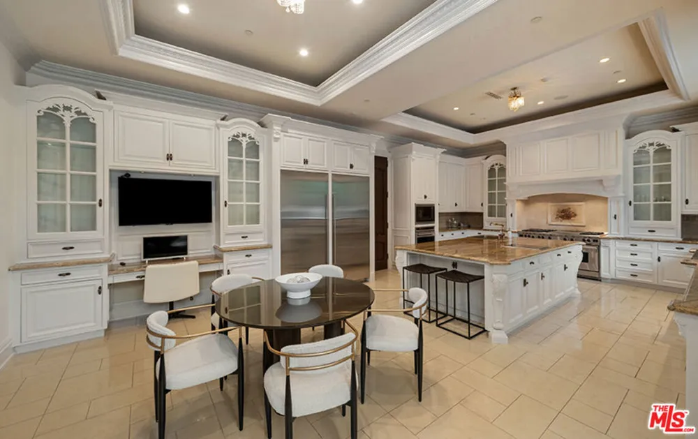 1021 Crescent Drive Beverly Hills, CA 90210