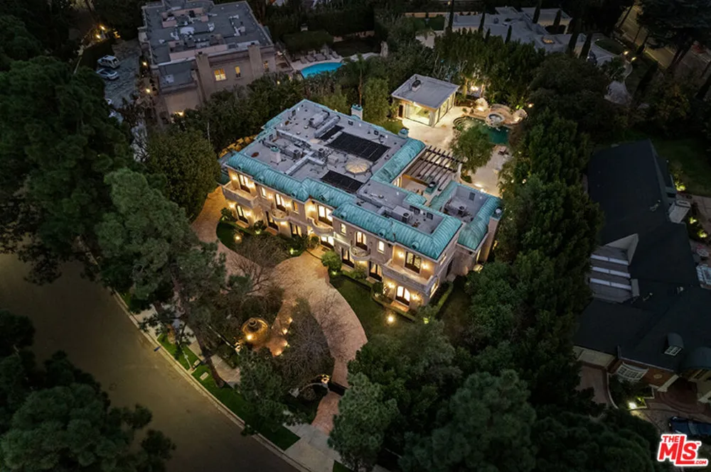 1021 Crescent Drive Beverly Hills, CA 90210