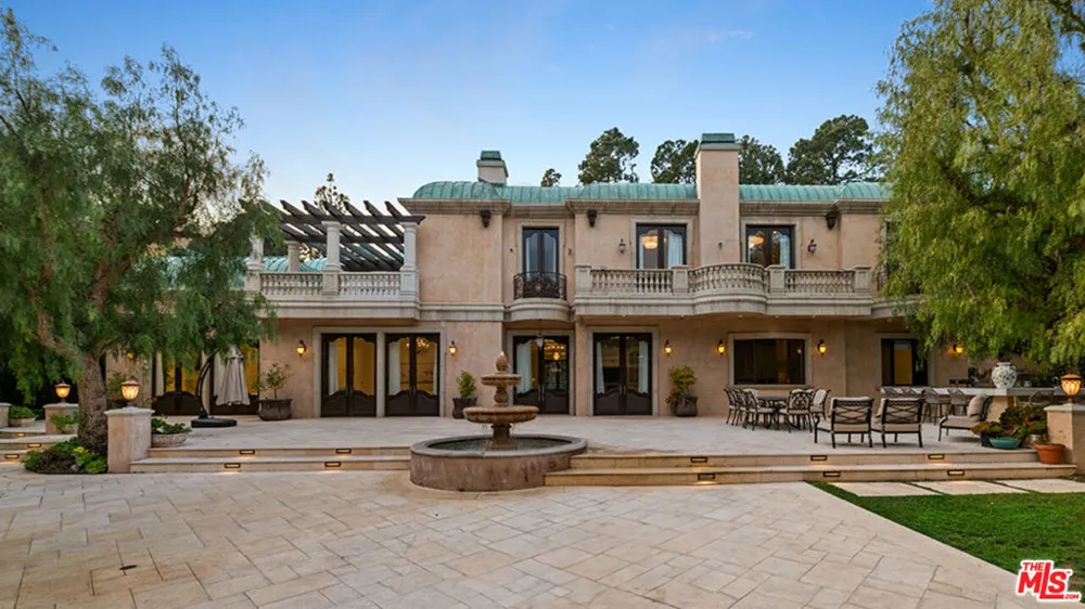 1021 Crescent Drive Beverly Hills, CA 90210