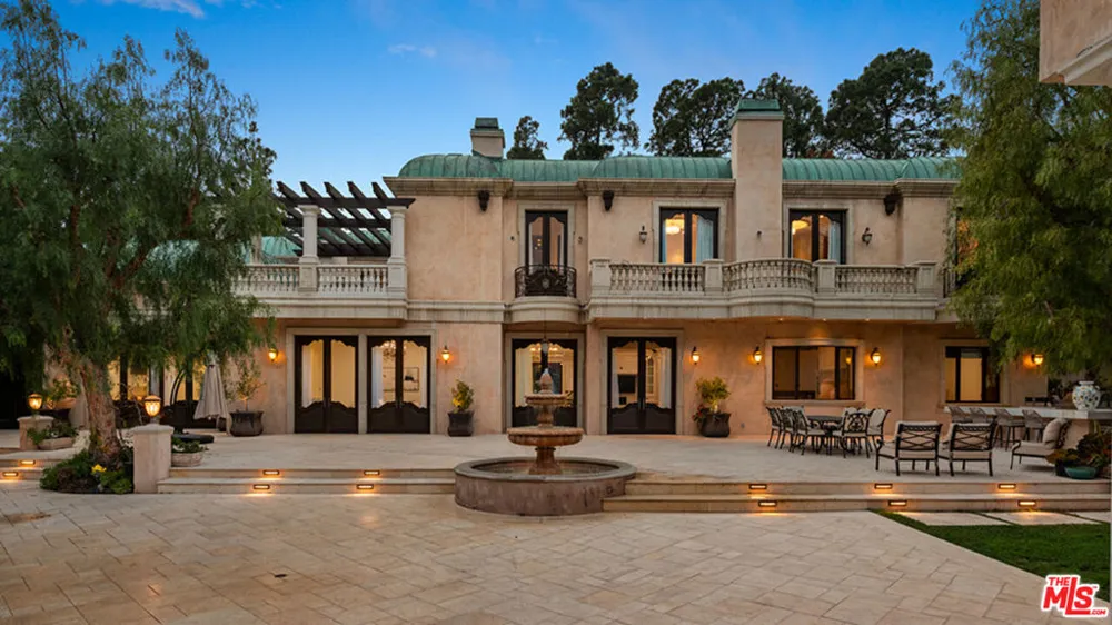 1021 Crescent Drive Beverly Hills, CA 90210