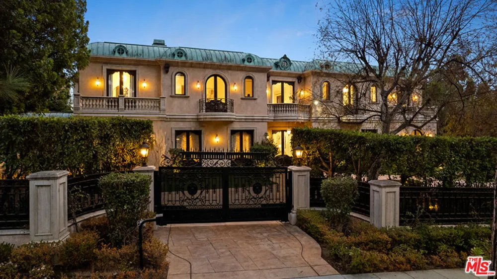 1021 Crescent Drive Beverly Hills, CA 90210
