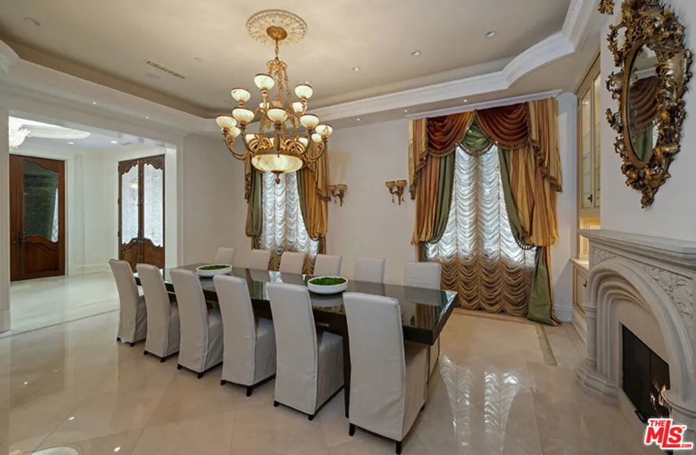 1021 Crescent Drive Beverly Hills, CA 90210