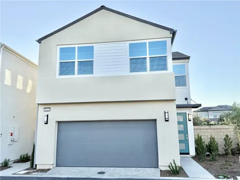2625 E Forest Paseo