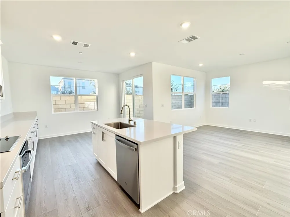 2625 E Forest Paseo Ontario, CA 91762