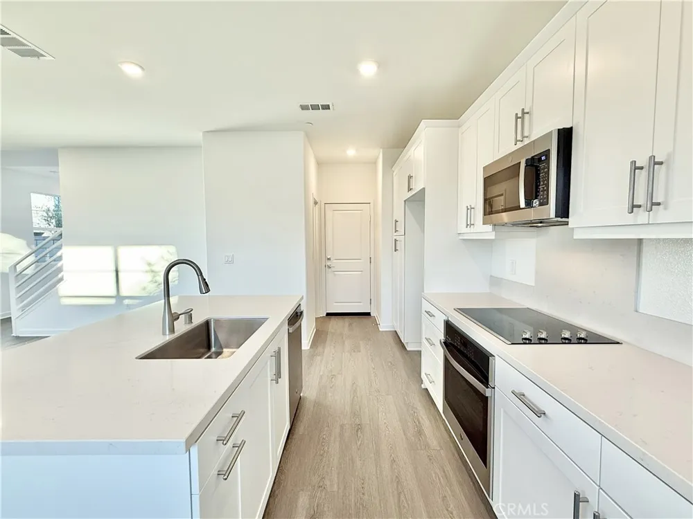 2625 E Forest Paseo Ontario, CA 91762