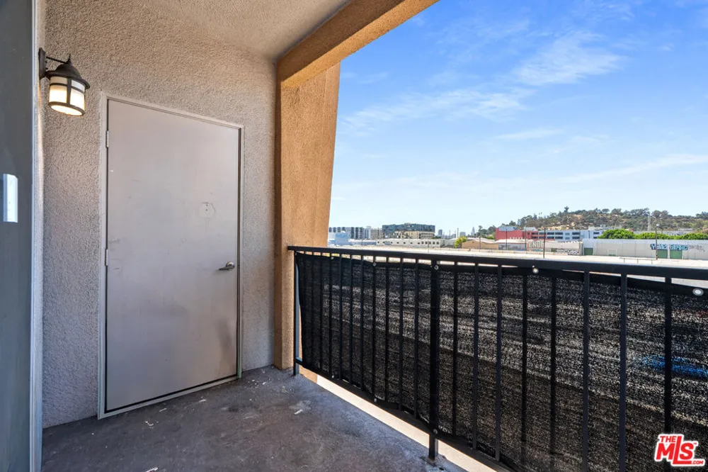 360 W Avenue 26 #236 Los Angeles, CA 90031