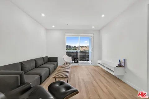 360 W Avenue 26 #236