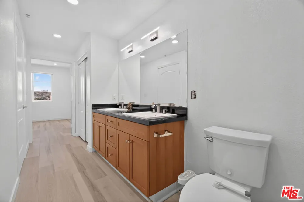 360 W Avenue 26 #236 Los Angeles, CA 90031