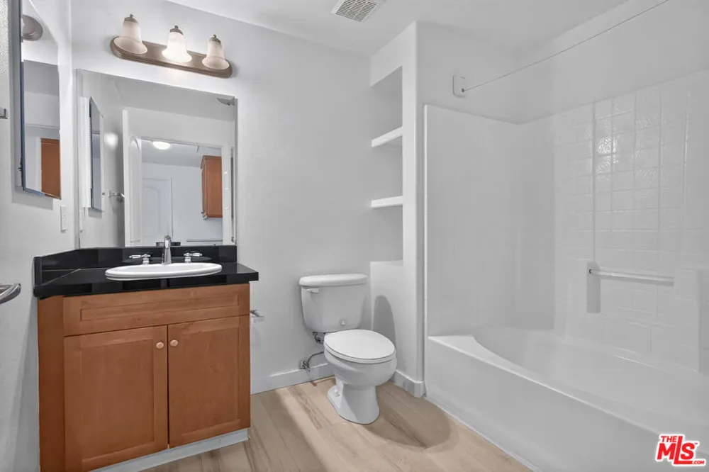 360 W Avenue 26 #236 Los Angeles, CA 90031