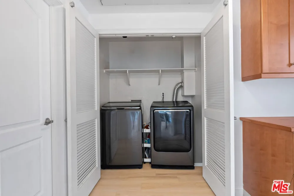 360 W Avenue 26 #236 Los Angeles, CA 90031