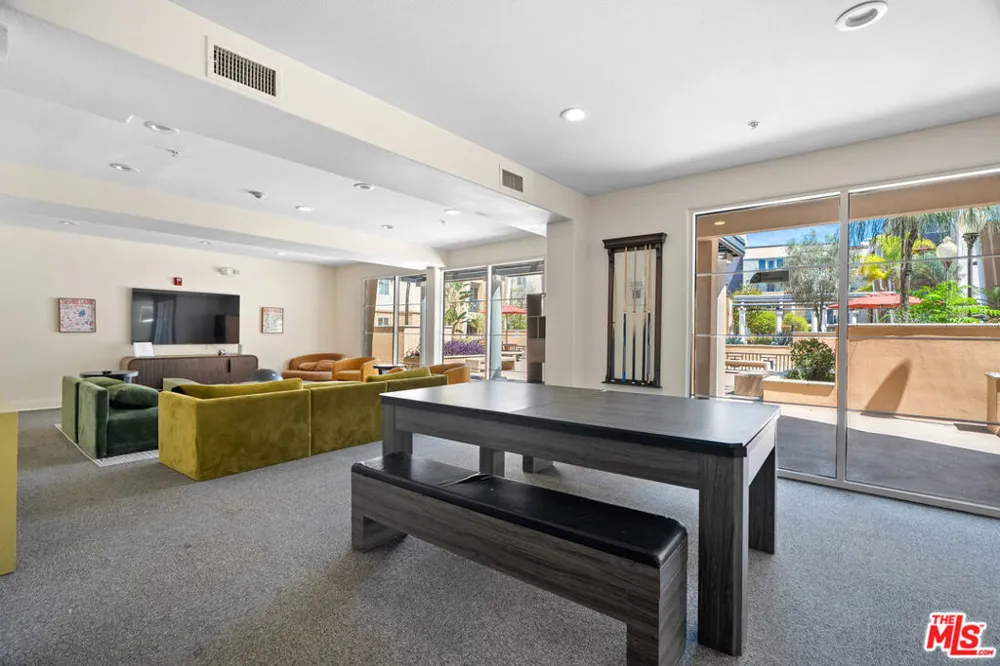 360 W Avenue 26 #236 Los Angeles, CA 90031