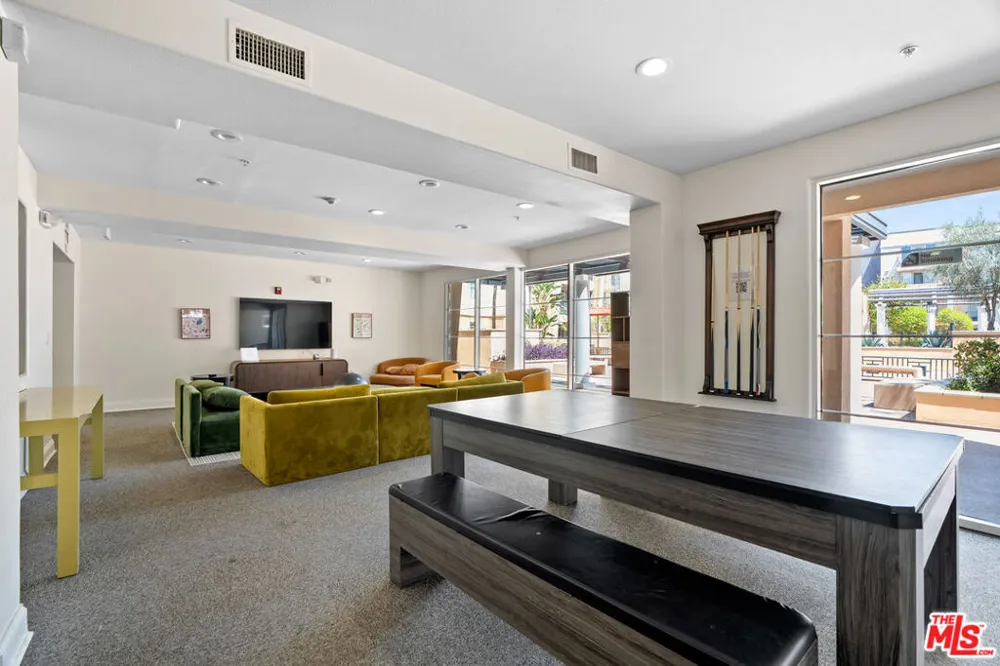 360 W Avenue 26 #236 Los Angeles, CA 90031