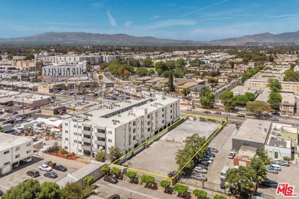 15226 Parthenia Street Los Angeles, CA 91343