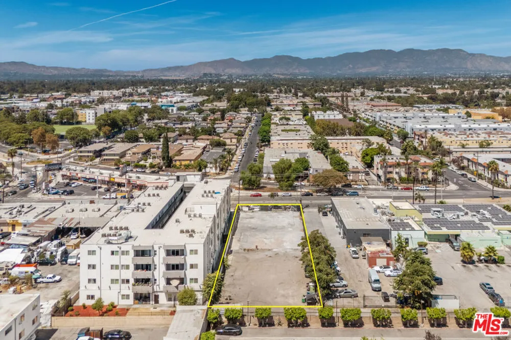 15226 Parthenia Street Los Angeles, CA 91343