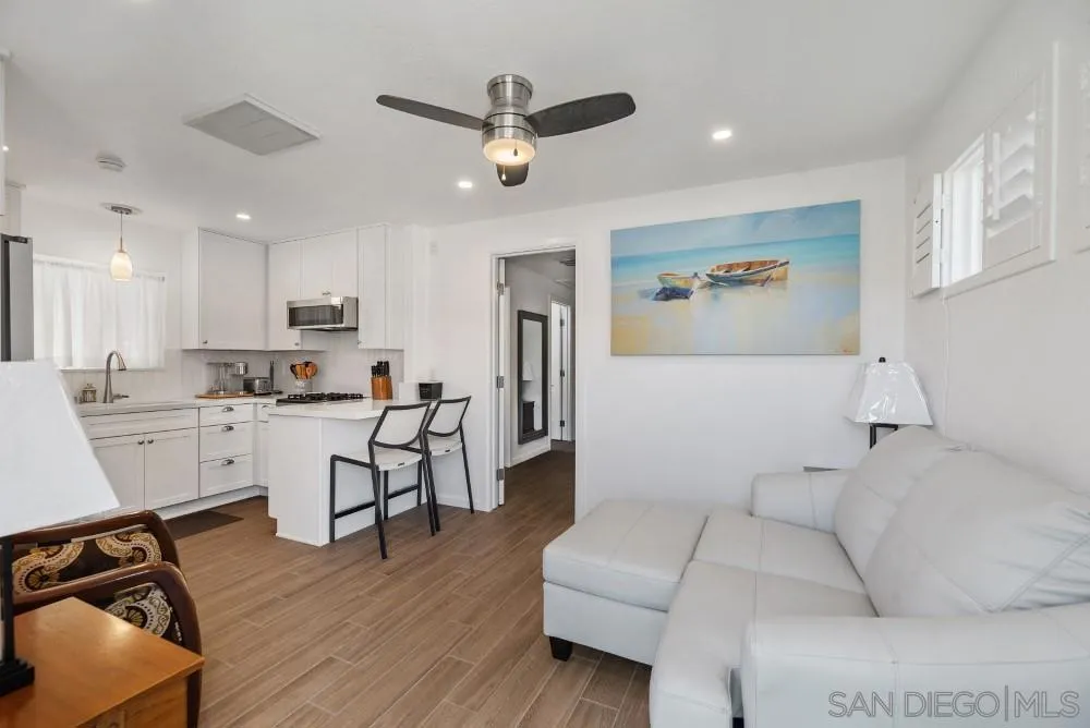 2057 Felspar St San Diego, CA 92109