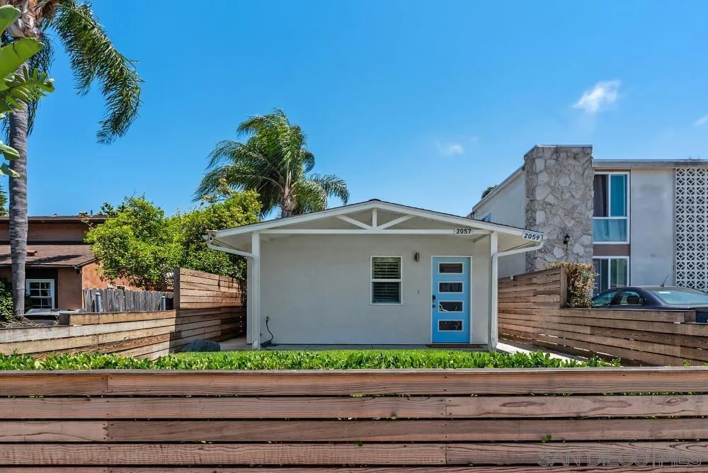 2057 Felspar St San Diego, CA 92109