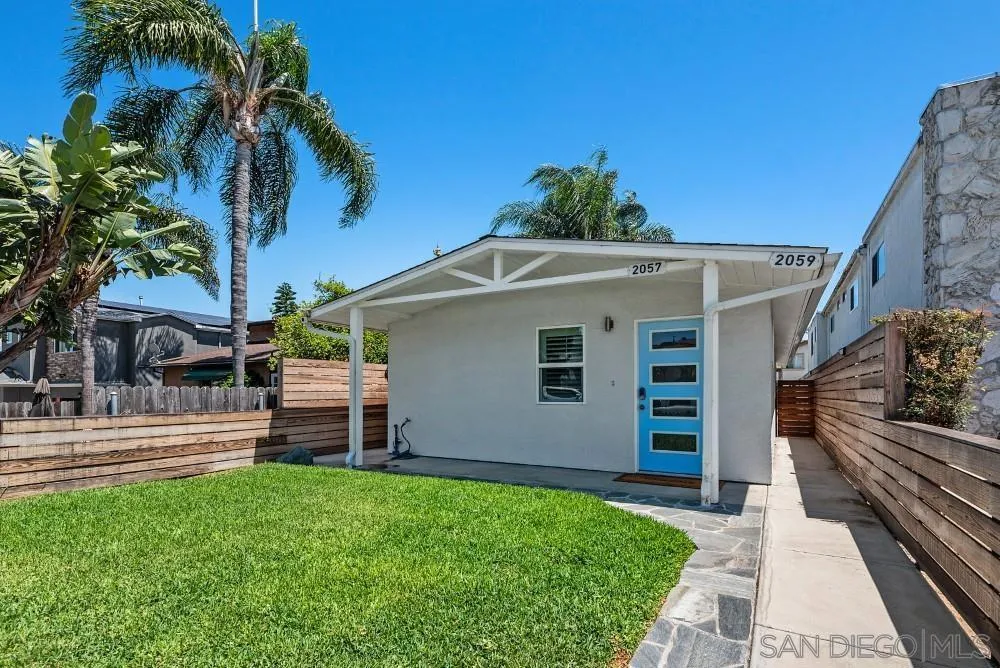 2057 Felspar St San Diego, CA 92109
