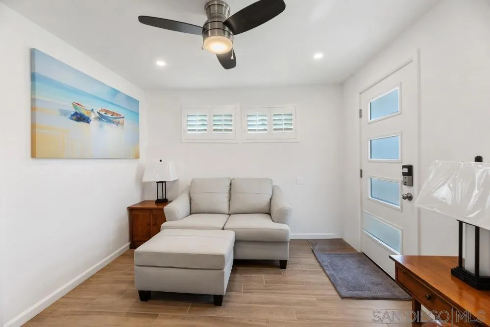 2057 Felspar St San Diego, CA 92109