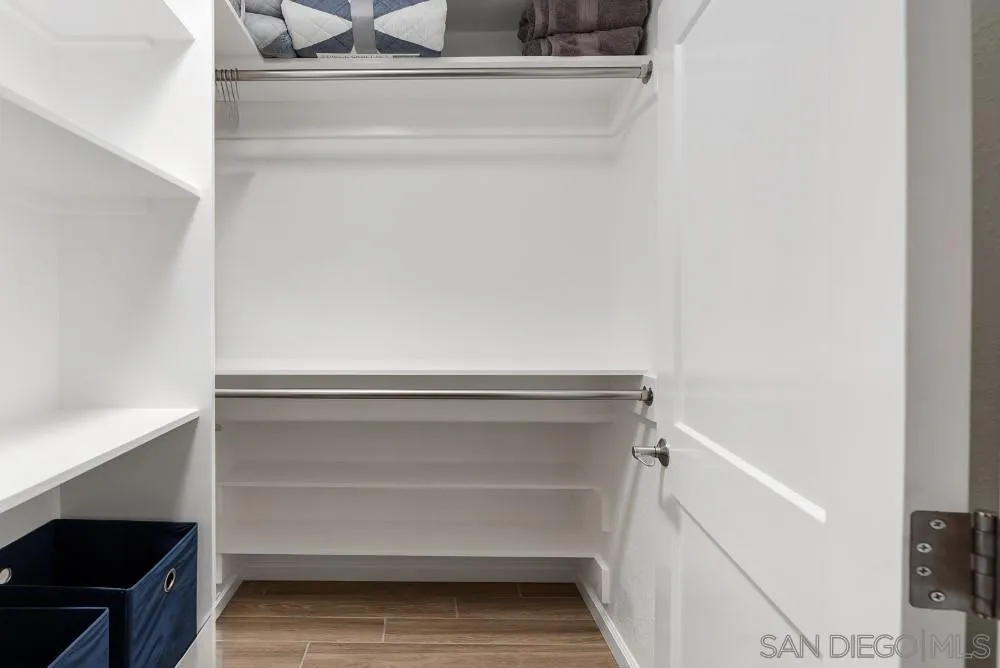 2057 Felspar St San Diego, CA 92109