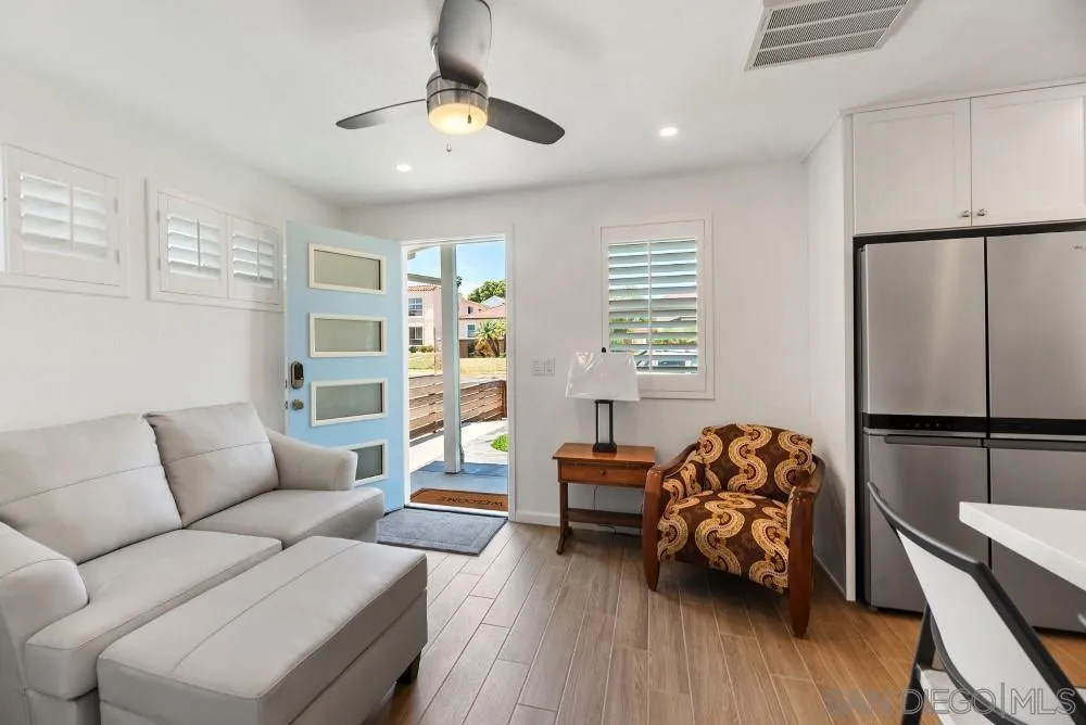2057 Felspar St San Diego, CA 92109